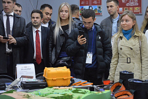 Эльдар Шонтуков представил вуз на молодёжном форуме в городе Саратове