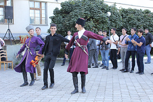 В Кабардино-Балкарском ГАУ отметили День адыгов