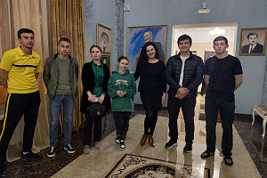 Студенты посмотрели комедию «Сила любви»