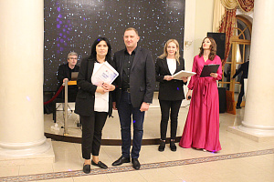 Сотрудники, награжденные званиями и грамотами за многолетний добросовестный труд и по случаю 40-летия вуза