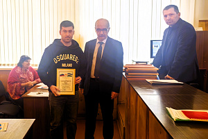  На факультете механизации и энергообеспечения предприятий вручили Почетные грамоты ветеранам труда и Благодарности студентам