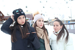 Дружба под флагом России