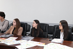 Студенты и преподаватели факультета «Экономика и управление» посетили отделение Банка России по КБР