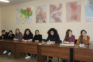 Студентам рассказали о важности сохранения традиционных духовно-нравственных ценностей в современном обществе