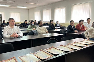 Победителям олимпиады по математике вручили дипломы 