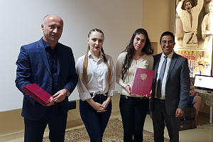 Получили сертификаты международного образца