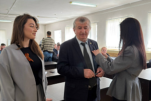 В России стартовала акция «Георгиевская ленточка»