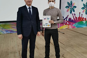 Ректор вручил свидетельства на стипендии Президента и Правительства РФ