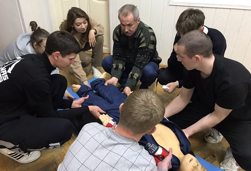 Волонтёры вуза прошли обучение в республиканской противопожарно-спасательной службе Волонтёры вуза прошли обучение в республиканской противопожарно-спасательной службе