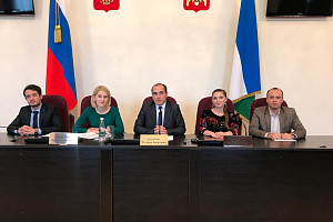 Молодёжный «круглый стол» в Парламенте КБР