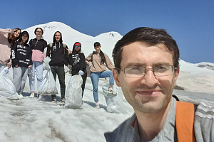 Студенты-добровольцы приняли участие в экологической акции в Приэльбрусье