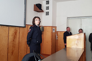 Студентам рассказали о порядке трудоустройства в органы МВД