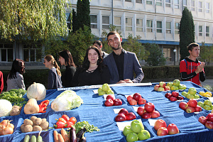 В Кабардино-Балкарском ГАУ прошла выставка «Золотая осень»