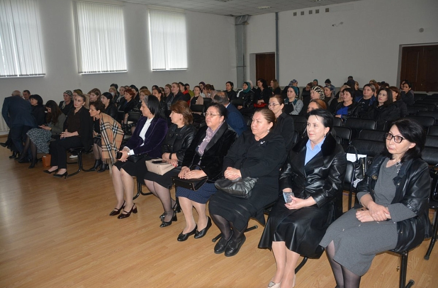 Встреча с родителями школьников выпускных классов Баксанского района Встреча с родителями школьников выпускных классов Баксанского района