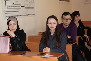 Продолжается работа молодежного клуба «Профессионалы будущего»