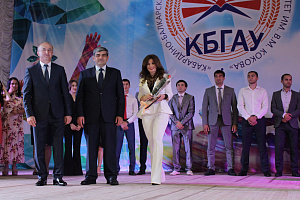 Врио Главы Кабардино-Балкарской Республики Казбек Коков поздравил краснодипломников аграрного университета