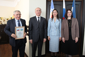 Учёных вуза наградили в канун Дня преподавателя высшей школы